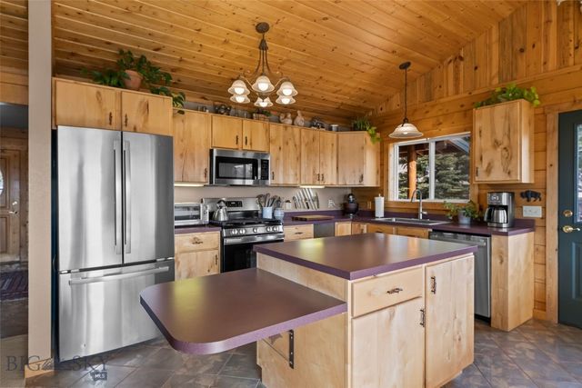 101 Deerfoot Trail, Ennis, MT 59729