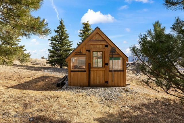 101 Deerfoot Trail, Ennis, MT 59729