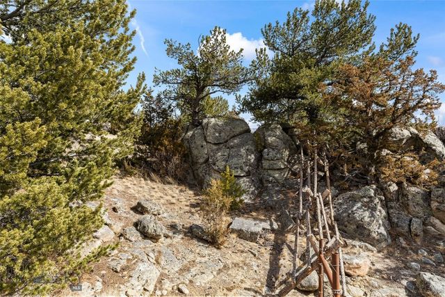 101 Deerfoot Trail, Ennis, MT 59729