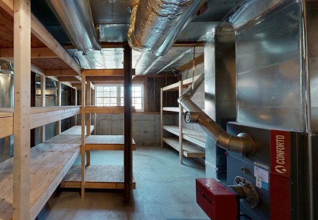 205 Golden Hill Avenue, Haverhill, MA 01830