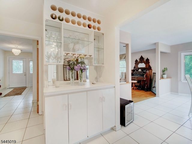 441 N 15Th St, Kenilworth Boro, NJ 07033