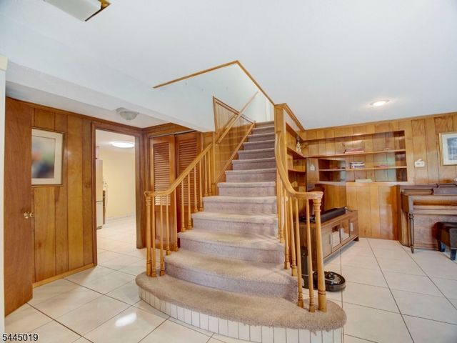 441 N 15Th St, Kenilworth Boro, NJ 07033