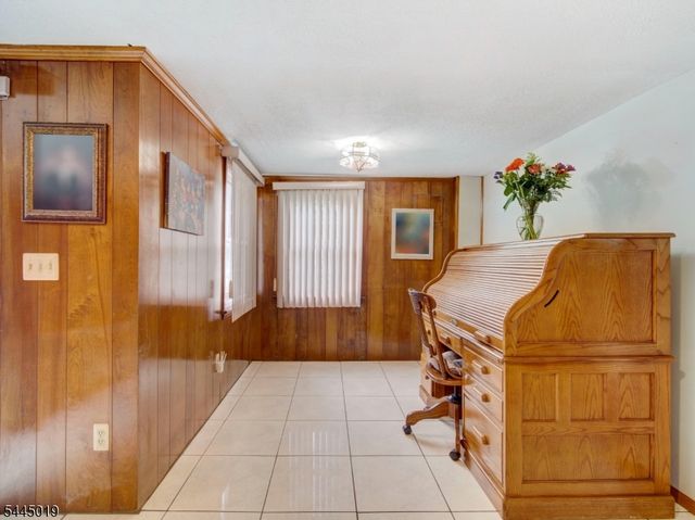 441 N 15Th St, Kenilworth Boro, NJ 07033