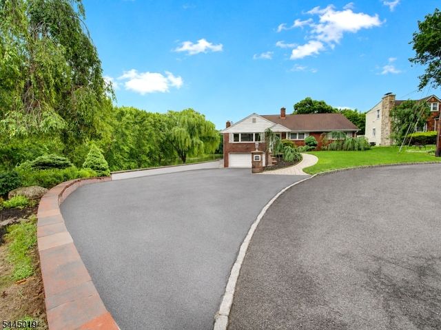 441 N 15Th St, Kenilworth Boro, NJ 07033