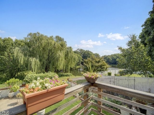 441 N 15Th St, Kenilworth Boro, NJ 07033