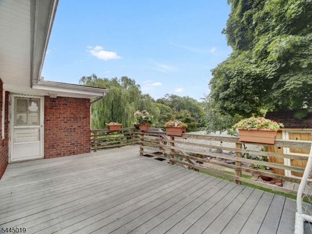441 N 15Th St, Kenilworth Boro, NJ 07033