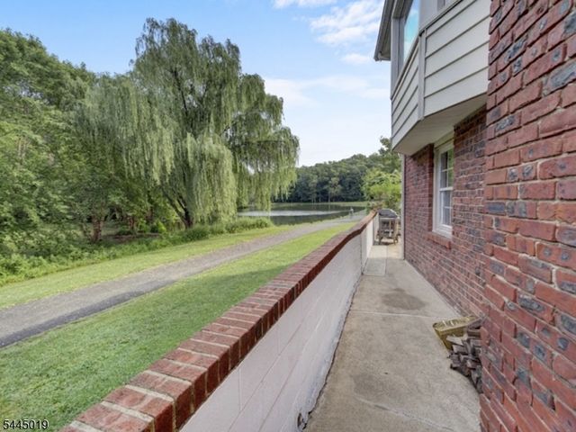 441 N 15Th St, Kenilworth Boro, NJ 07033