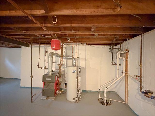 3871 Lake Road North, Clarkson, NY 14420