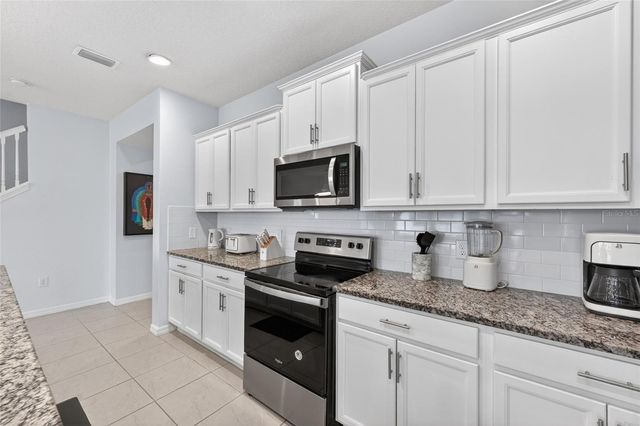 2417 DUBAI STREET, Kissimmee, FL 34747