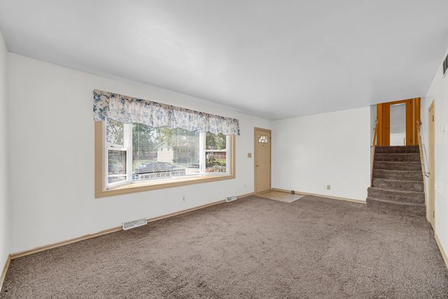 5416 Buckeye Avenue, Portage, IN 46368