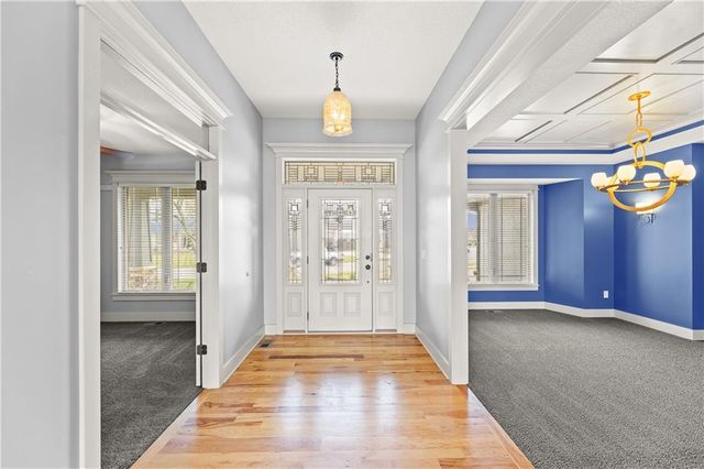 22414 W 58th Street, Shawnee, KS 66226