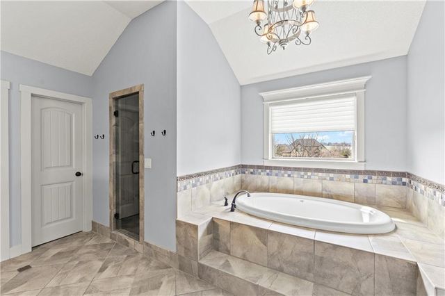 22414 W 58th Street, Shawnee, KS 66226