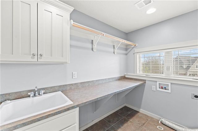 22414 W 58th Street, Shawnee, KS 66226