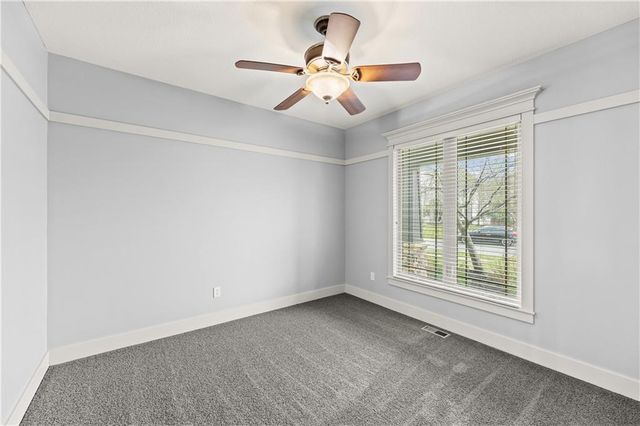 22414 W 58th Street, Shawnee, KS 66226