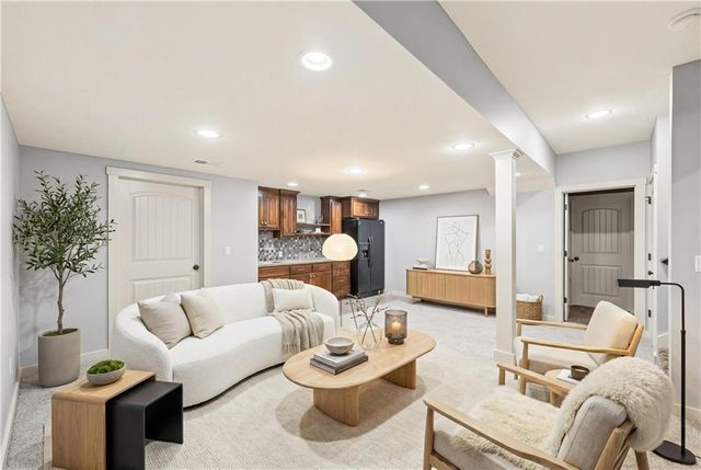 22414 W 58th Street, Shawnee, KS 66226