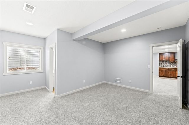 22414 W 58th Street, Shawnee, KS 66226