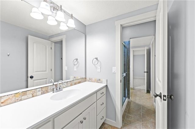 22414 W 58th Street, Shawnee, KS 66226