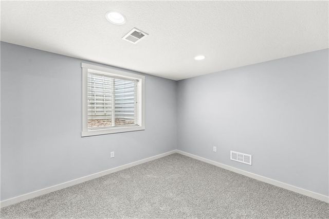 22414 W 58th Street, Shawnee, KS 66226