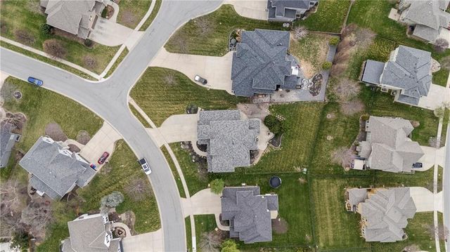 22414 W 58th Street, Shawnee, KS 66226