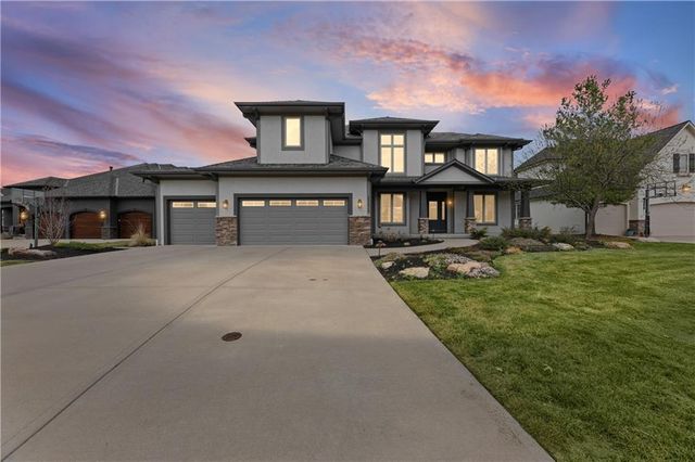 22414 W 58th Street, Shawnee, KS 66226