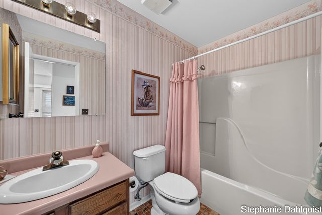 3710 Mona Kai Boulevard 14, Norton Shores City, MI 49444
