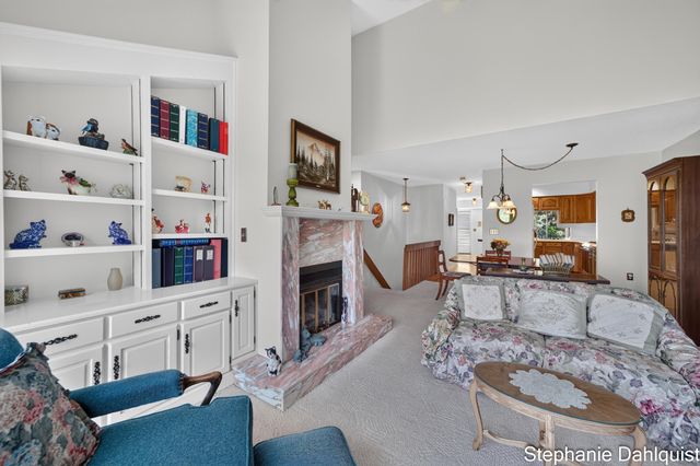3710 Mona Kai Boulevard 14, Norton Shores City, MI 49444