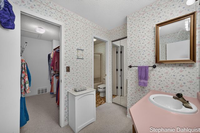 3710 Mona Kai Boulevard 14, Norton Shores City, MI 49444