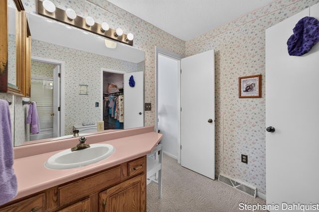 3710 Mona Kai Boulevard 14, Norton Shores City, MI 49444