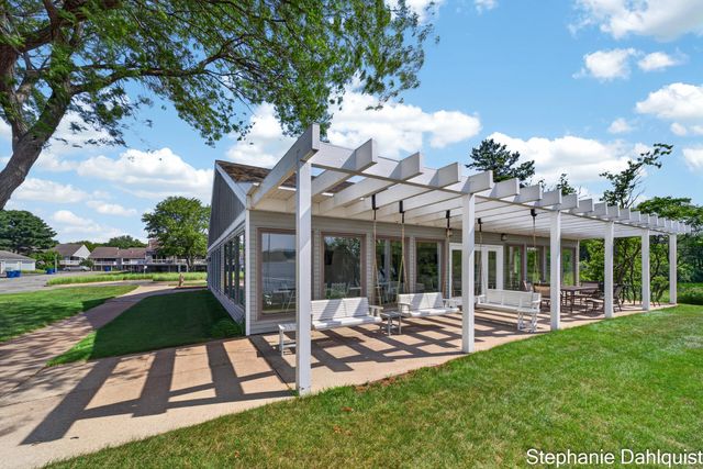 3710 Mona Kai Boulevard 14, Norton Shores City, MI 49444