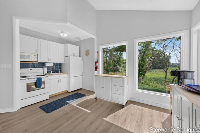3710 Mona Kai Boulevard 14, Norton Shores City, MI 49444