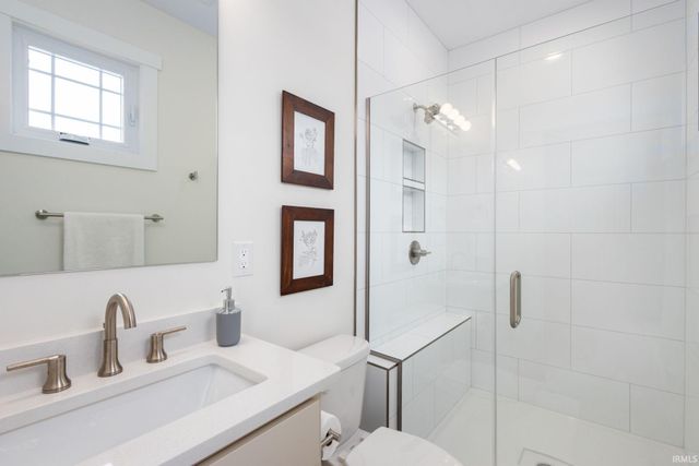 11270 Albany Ridge Drive, Osceola, IN 46561