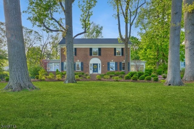 283 Wyoming Ave, Maplewood Twp., NJ 07040