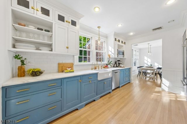 283 Wyoming Ave, Maplewood Twp., NJ 07040