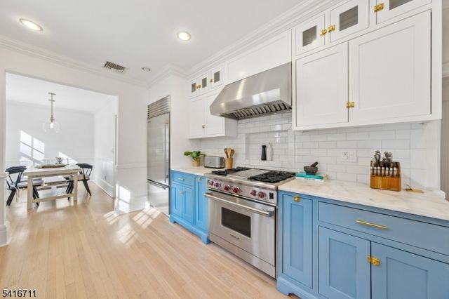 283 Wyoming Ave, Maplewood Twp., NJ 07040