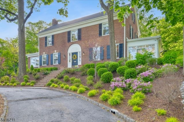 283 Wyoming Ave, Maplewood Twp., NJ 07040