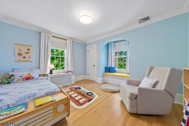 283 Wyoming Ave, Maplewood Twp., NJ 07040
