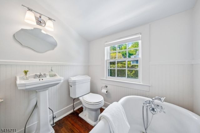 283 Wyoming Ave, Maplewood Twp., NJ 07040