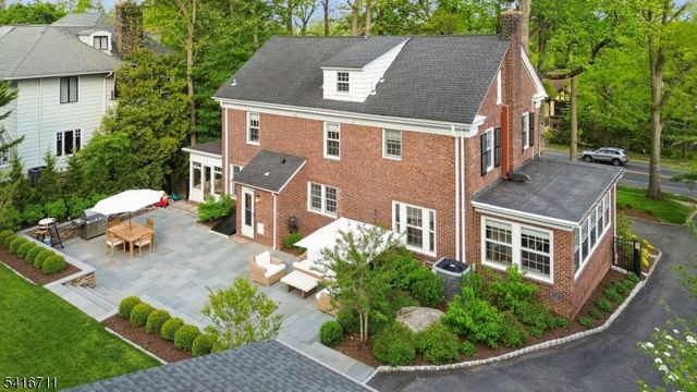 283 Wyoming Ave, Maplewood Twp., NJ 07040