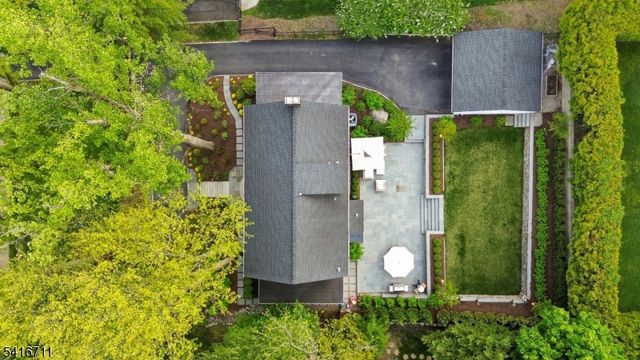 283 Wyoming Ave, Maplewood Twp., NJ 07040