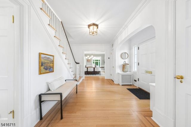 283 Wyoming Ave, Maplewood Twp., NJ 07040