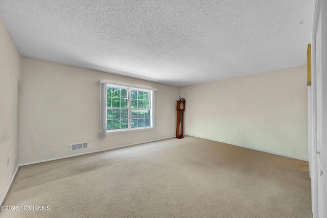 29 Woodchuck Lane, Brick, NJ 08724