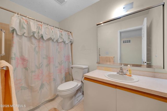 29 Woodchuck Lane, Brick, NJ 08724
