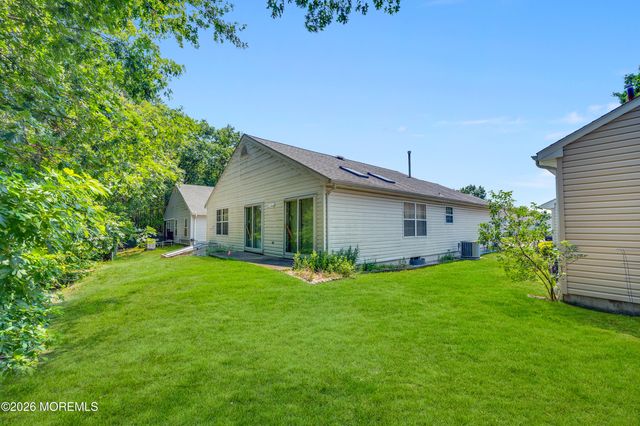 29 Woodchuck Lane, Brick, NJ 08724