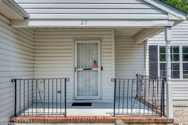 29 Woodchuck Lane, Brick, NJ 08724