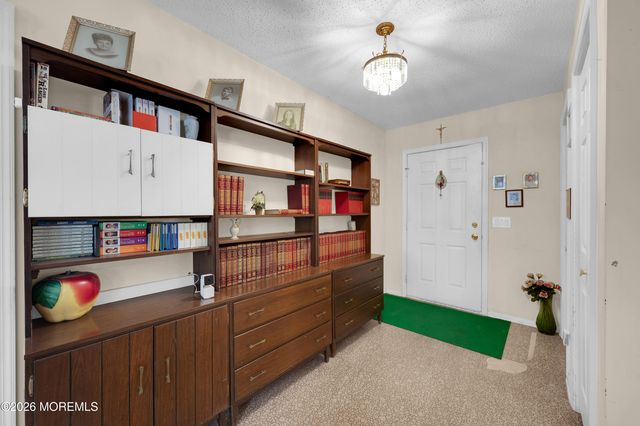 29 Woodchuck Lane, Brick, NJ 08724