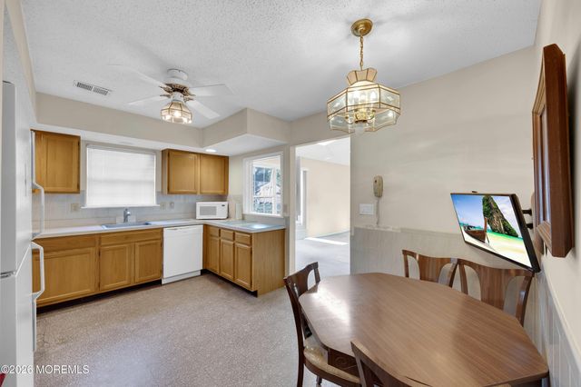 29 Woodchuck Lane, Brick, NJ 08724