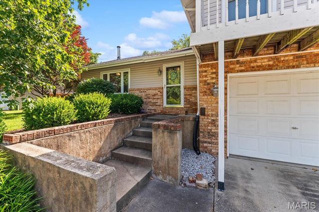 700 Andra Drive, Maryville, IL 62062