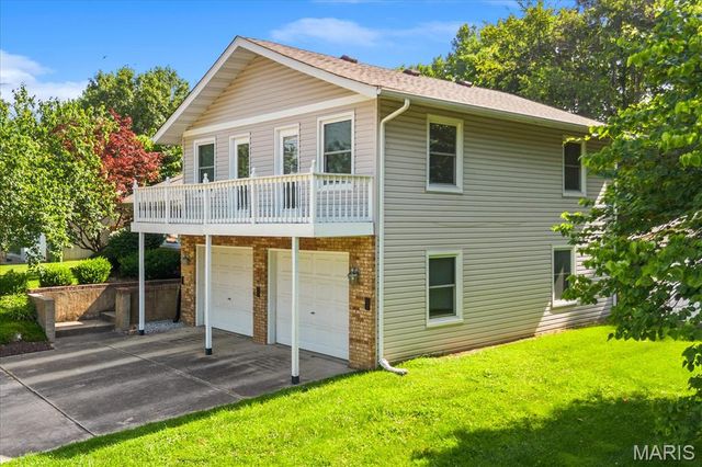 700 Andra Drive, Maryville, IL 62062