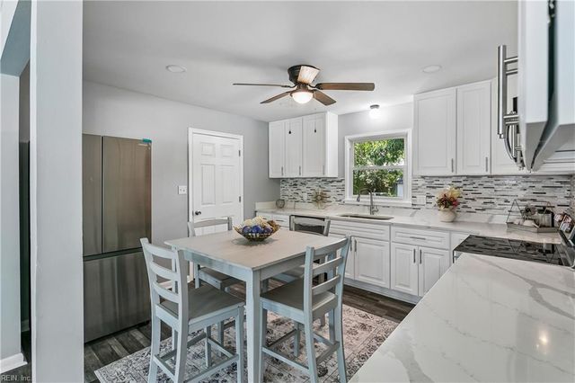 263 Exeter RD, Newport News, VA 23602