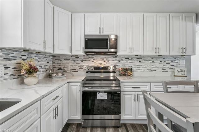 263 Exeter RD, Newport News, VA 23602